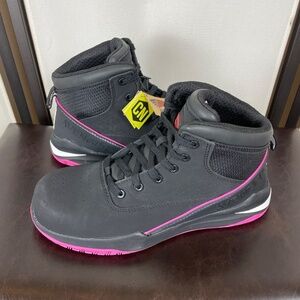 NWT Avenger Reaction Black Pink Work Boot Size 9 Wide